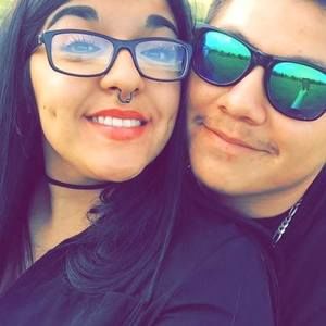 Meet your Posher, April