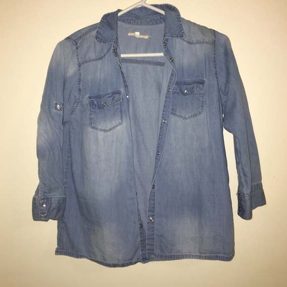 women's denim button up top