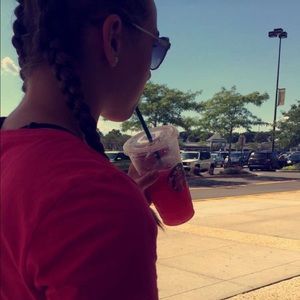 Meet your Posher, Marissa