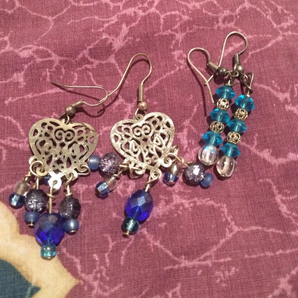 Set of 2 Earrings