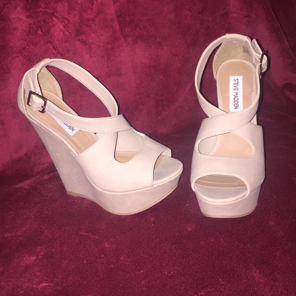 Nude Steve Madden wedges