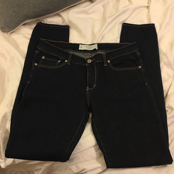 Skinny stretch denim jeans
