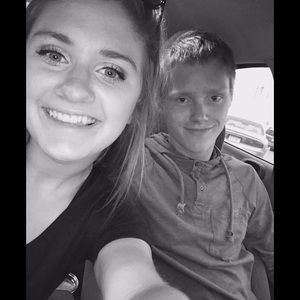 Meet your Posher, Brittany