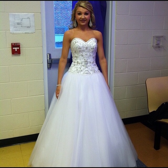 Ball gown Pageant Dress - Picture 1 of 1