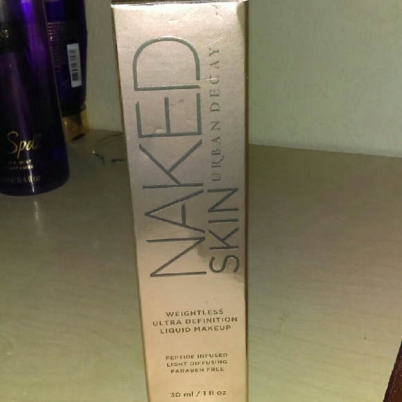 Urban Decay naked foundation shade 3.25
