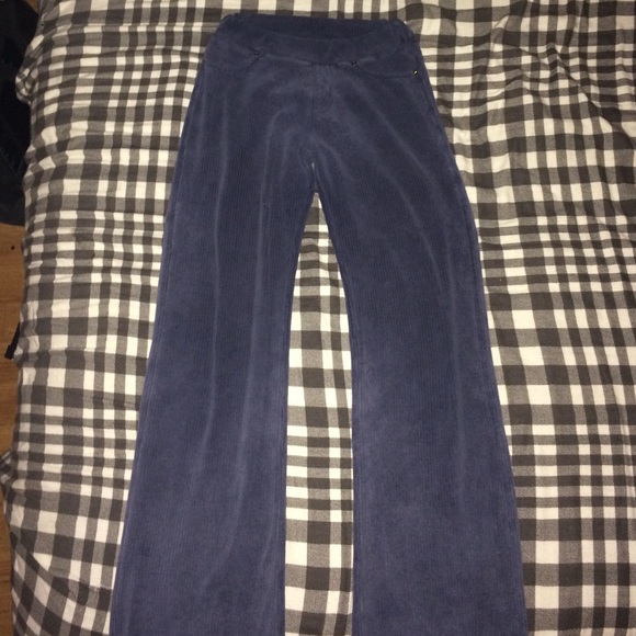 Goddess wear pants