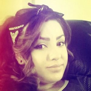 Meet your Posher, Isabel