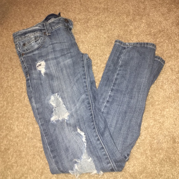 RIPPED WIDE LEG JEANS