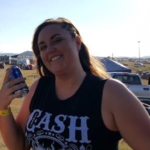 Meet your Posher, Ericka