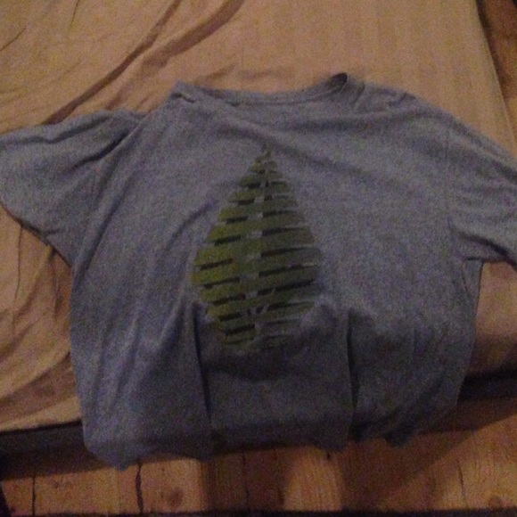 Volcom t-shirt