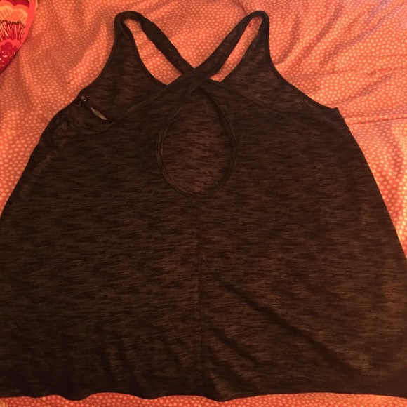 Express Core Workout Tank - Picture 2 of 4