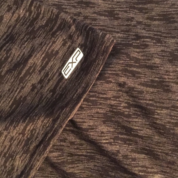 Express Core Workout Tank - Picture 4 of 4