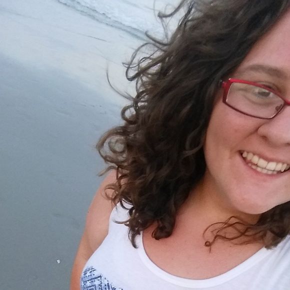 Meet your Posher, Caitlan - Picture 1 of 1