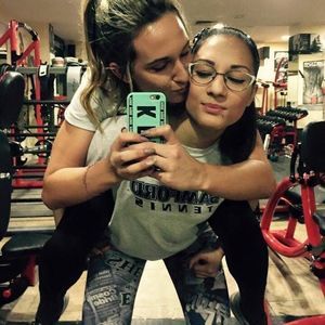 Meet your Posher, Valentina