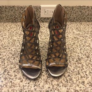 🎁 SOLD 🎁New Saks 5th Avenue Caged Heels