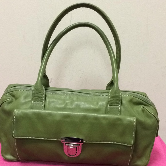 🎀🌈Perlina Leather Purse