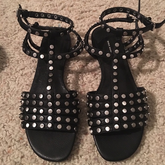 NWOT Zara black sandals