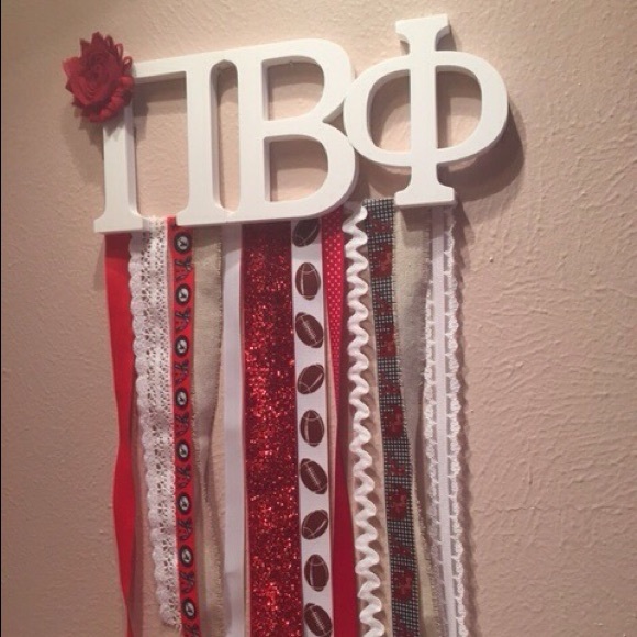 Calling all Sorority girls--custom wall hangings