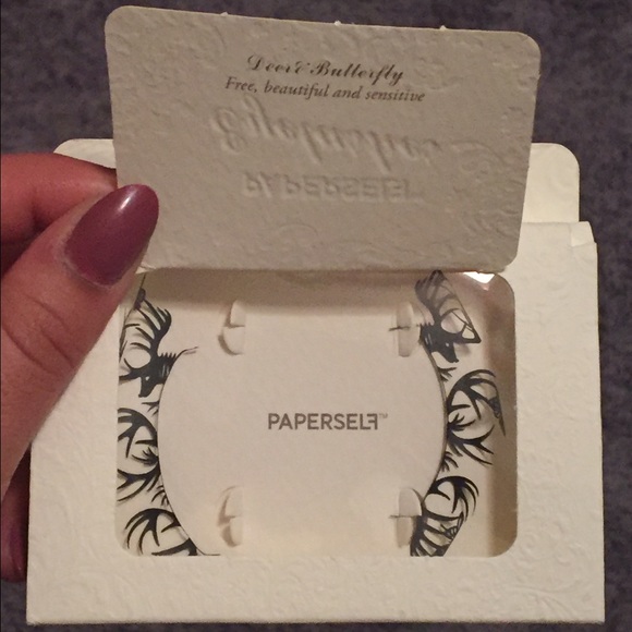 Paperself eyelashes - Picture 1 of 3
