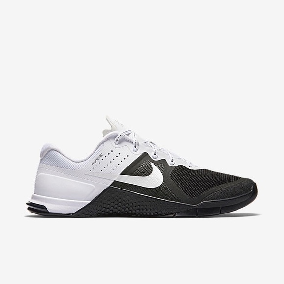 Women's Nike Metcon 2 size 7.5