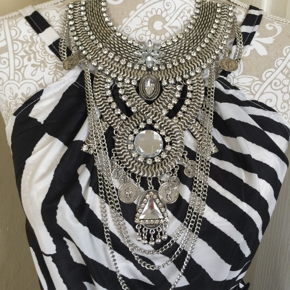 Boho Silver Bib Gypsy Statement Necklace - Picture 4 of 4