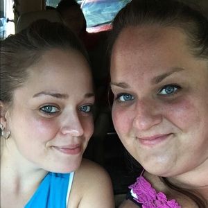 Meet your Posher, Kindra