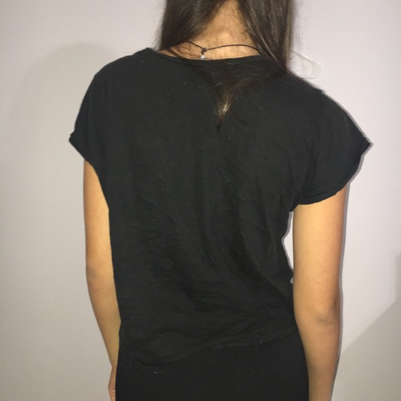 Beautiful shirt - Picture 3 of 3