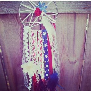 Festive dream catchers--pick your holiday!!!
