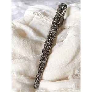 NWOT Large Jeweled Hair Clip