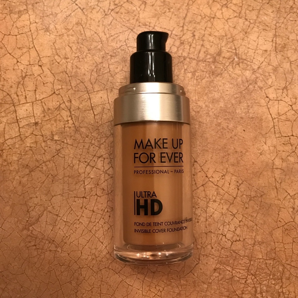 MUFE ULTRA HD foundation (NO CAP)