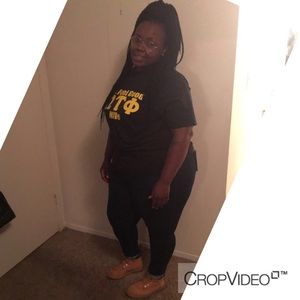 Meet your Posher, Maxine