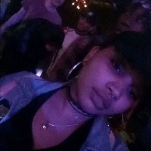 Meet your Posher, Sadreah