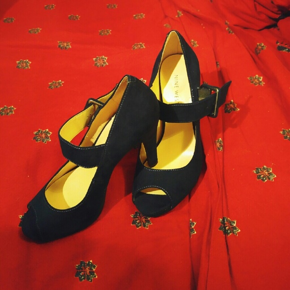 Nine west Suede heels