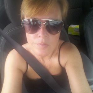 Meet your Posher, Rhonda