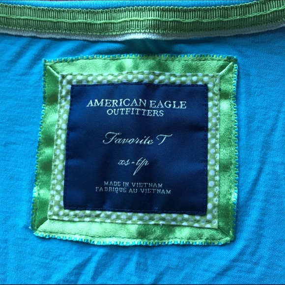 SOLD! AE Favorite T - Picture 4 of 4