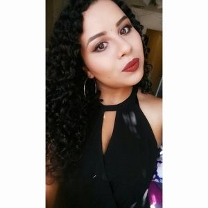 Meet your Posher, Miriam