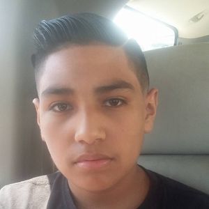 Meet your Posher, Rogelio a.