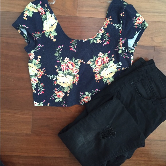 Crop top