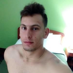 Meet your Posher, Javier alejandro