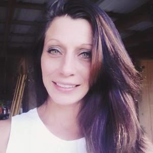 Meet your Posher, Whitney