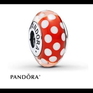 Pandora Disney Charm Minnie's Signature Look
