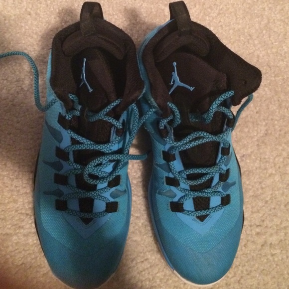 Jordan super fly women's shoe