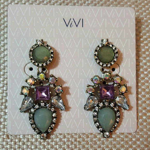 Beautiful Earrings By ViVi