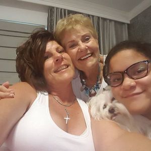 Meet your Posher, Debbie