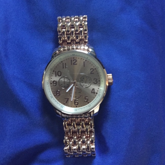 Jewelry - Picture 1 of 1