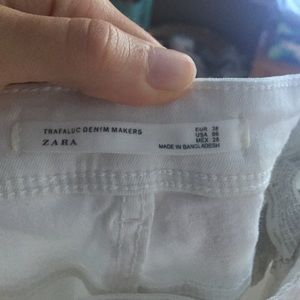 Zara Jeans - Zara Stretchy White Trafaluc Jeans 26 6 Zara Jeans - Zara Stretchy White Trafaluc Jeans 26 6