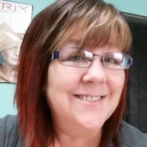 Meet your Posher, Lorrie