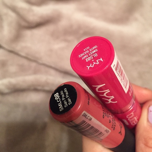 NYX Glow & Gloss Bundle - Picture 4 of 4