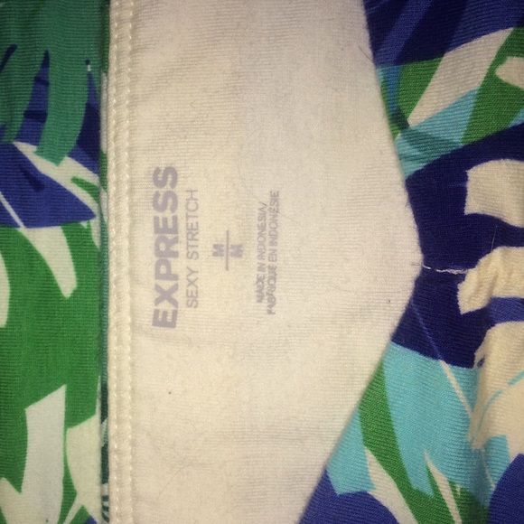 Express Floral Crop Bandeau- size M - Picture 3 of 3