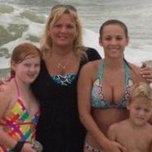 Meet your Posher, Nikki